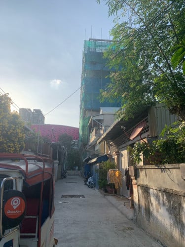 ដីសម្រាប់លក់