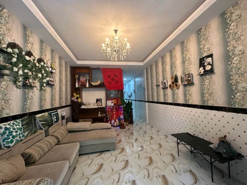 ម្ចាស់ផ្ទាល់