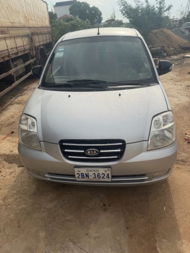 ឡានលក់ឡានស្អាត