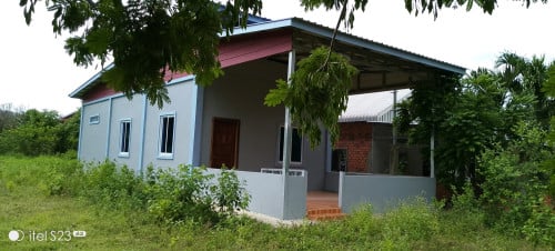 ផ្ទះលំនៅដ្ឋានលក់