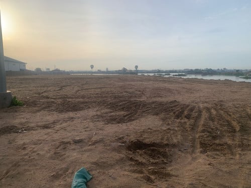 ដីលក់ ឫ ជួលលើផ្លូវ ៣០ម ទួលពង្រ