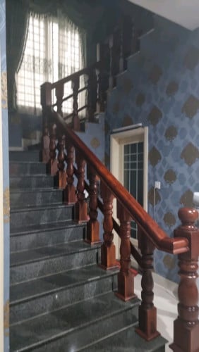 ផ្ទះលក់ តំលៃ ក្រោមទីផ្សារ