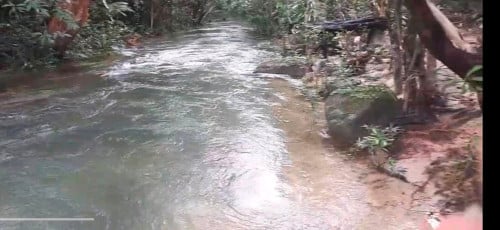 ដីអូរជាប់ឆាយ