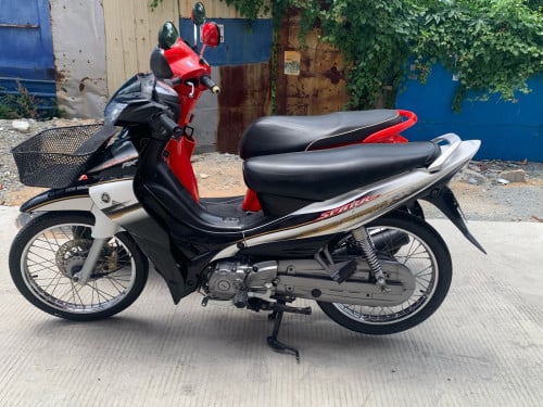 ម៉ូតូលក់ទាំងពីរ ម៉ាស៊ីននៅសំណុំទាំងអស់មិនទាន់រួសរើ