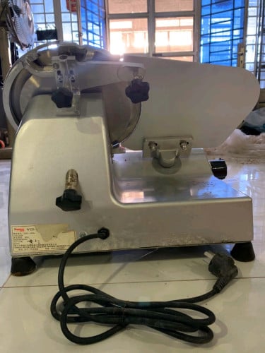 លក់ម៉ាស៊ីនស្លាយសាច់កក