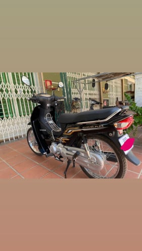 លក់សង់ 025 តម្លៃ 1850$ មានកាតគ្រី
