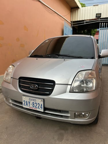 ឡានលក់ឆ្នាំ 04 SLX