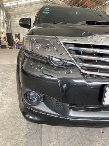 សាណុំដើម100% Toyota Fortuner 2013 អត់បាញ់ ខ្មៅក្រឹប