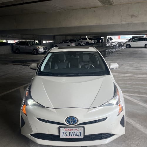 ឡានលក់ 2,5000$ (ចរចា) ស្លាកលេខ CE, Toyota Prius 2016 Convenience Option 4
