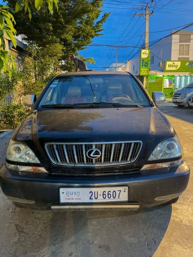 ឡានលក់ឆ្នាំ2001 ប៉ុង2 ឡានស្អាត លក់តម្លៃ6900$ ឡានថ្មី