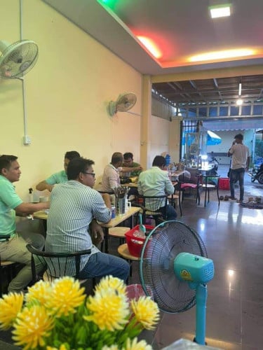 ដី និងផ្ទះលក់បន្ទាន់ កាន់លុយ 25000 ដុល្លា កាន់សោចូលនៅលក់ដូរបាន