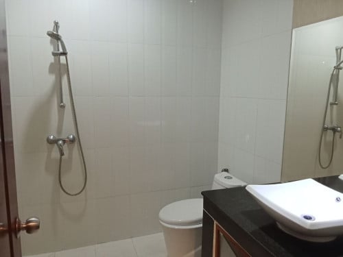 បន្ទប់ជួលតម្លៃ $ 350