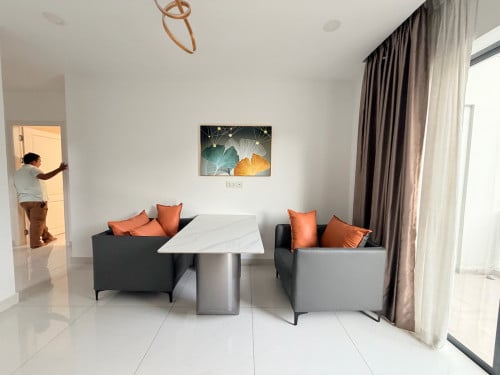 ឈុតសាឡុង និងតុ មានខ្នើយ5