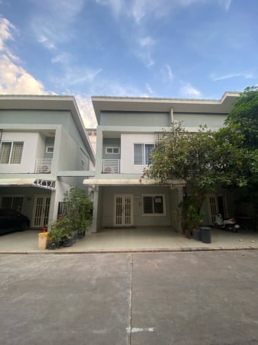 ផ្ទះជួលនៅជិតស្តុបជាសុផារ៉ាវត្តទួលផ្លូវ598