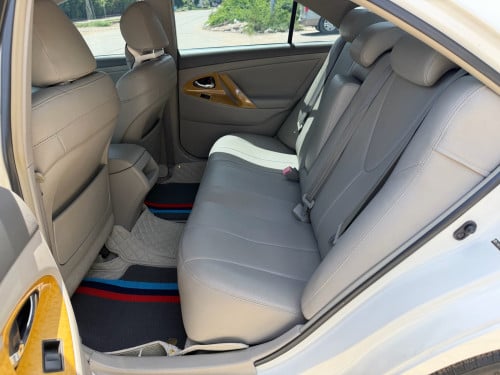 ឡានលក់ Camry le