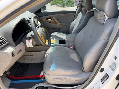 ឡានលក់ Camry le