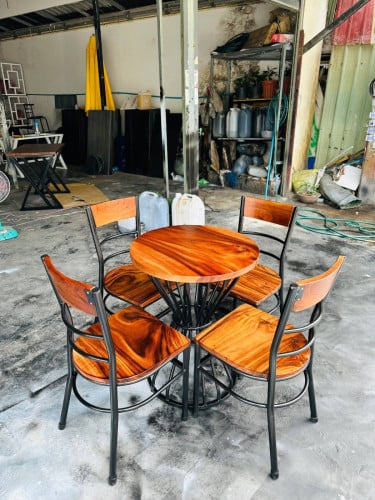 កៅអី តុ chairs and tables