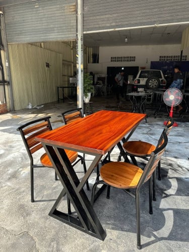 កៅអី តុ chairs and tables