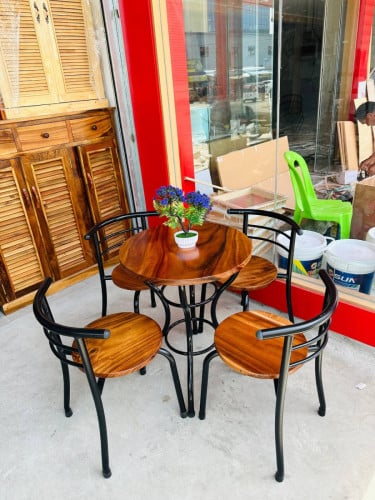 កៅអី តុ chairs and tables