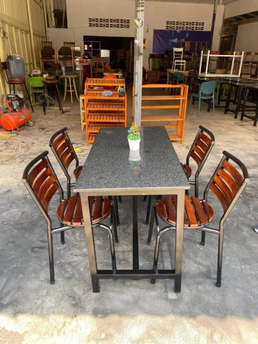 កៅអី តុ chairs and tables
