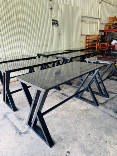 កៅអី តុ chairs and tables