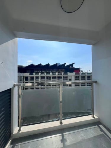 ខុនដូរជួលទីតាំង វត្តភ្នំ (Condo Yuetai)
