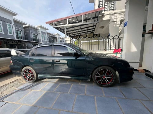 លក់ Corolla ឆ្នាំ 97 ពណ៌បៃតងចាស់