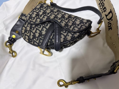 កាបូបនារីស្ទីល Dior Saddle