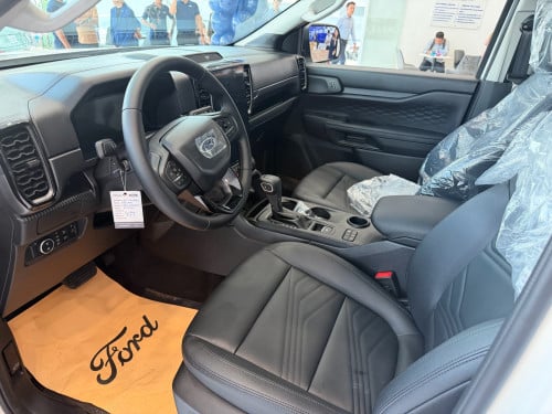 មកដល់ហើយចា៎ FORD Everest Active 49900$