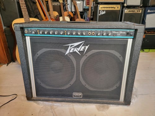 ធុងហ្គីតាមានគ្រប់ទំហំ.. Guitar amplifier