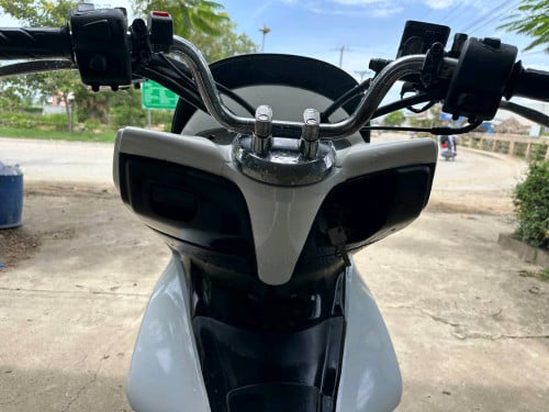 ម៉ូតូលក់ Honda PCX ឆ្នាំ 2011 លក់ តម្លៃ 660$