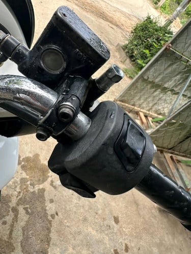 ម៉ូតូលក់ Honda PCX ឆ្នាំ 2011 លក់ តម្លៃ 660$