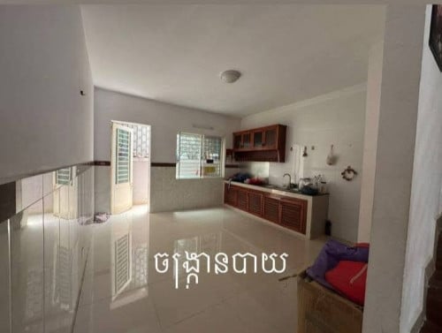 ផ្ទះល្វែងសម្រាប់ជួលនៅចំការដូង ក្រោយសាលាខណ្ឌដង្កោ/ House for Rent at Chamkar Doung, Phnom Penh