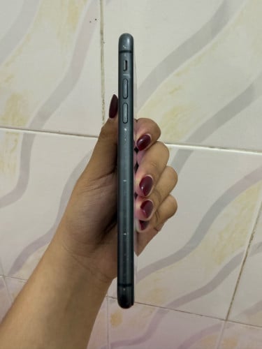 លក់ទូរស័ព្ទ I phone 11 (128G )