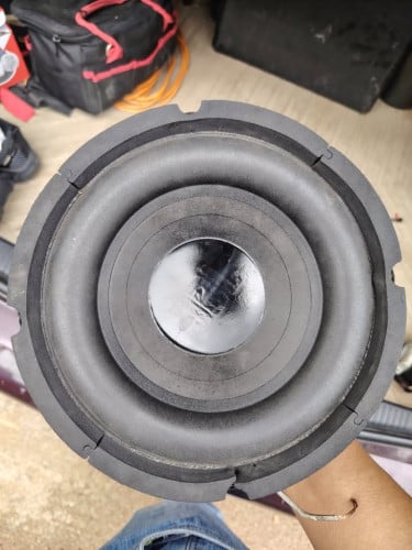 សាប់ JBL 2 តឹក