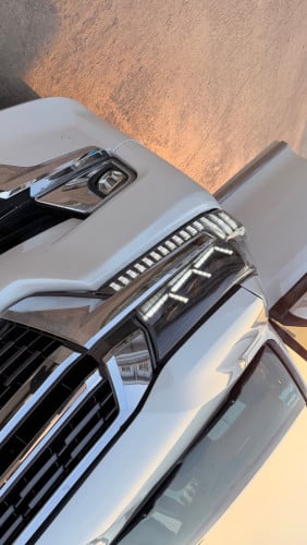 ទើបកាត់បានក្តៅ Land Cruiser V6 010 up 021 Arab