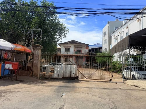 ដីសម្រាប់ លក់/Land for Sale នៅលើផ្លូវ271 ទីតាំងស្ថិតនៅសង្កាត់បឹងសាឡាង ខណ្ឌទួលគោក/Located Toul kouk