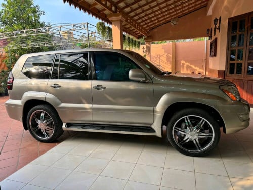 លក់ Lexus GX470 (PP-2BM) ម្ចាស់ផ្ទាល់ ថ្នាំស្រុីនមួយជុំ