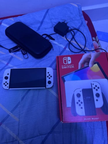 ចង់លក់ Nintendo switch oled jb 98%