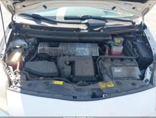 ឡៃឡុង Prius 2010 Option 3 អេក្រង់ធំ