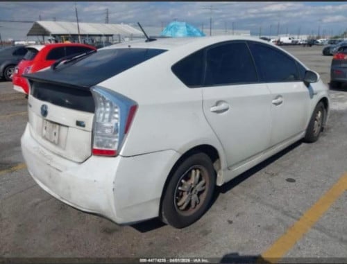 ឡៃឡុង Prius 2010 Option 3 អេក្រង់ធំ