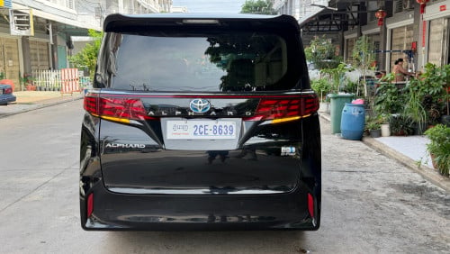 មហាសែនថ្មី Toyota Alphard 015 up 024 Hybrid