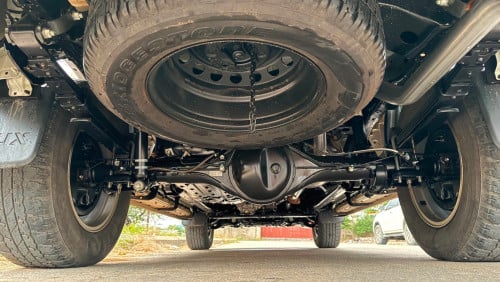 មហាថ្មី Toyota Hilux Revo V-edition 024 ហ្សុីន១ជុំ
