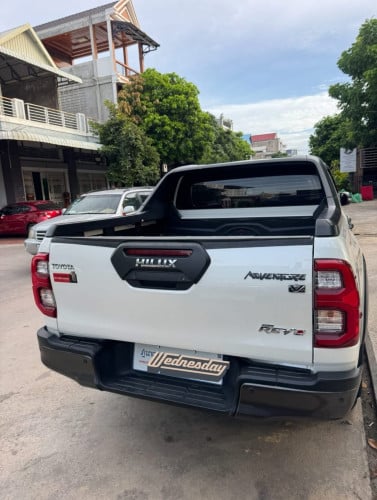 លក់ឡានToyota revo rally 2022 ទឹកថ្នាំសុីនមួយជុំ