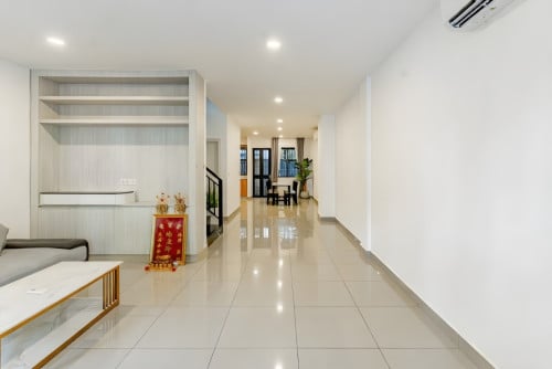 ๐
๐จ๐ซ ๐๐๐ง๐ญ: Twin Villa For Rent- Chip Mong 598