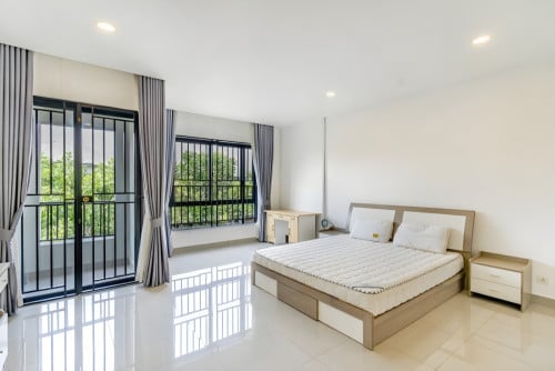 ๐
๐จ๐ซ ๐๐๐ง๐ญ: Twin Villa For Rent- Chip Mong 598