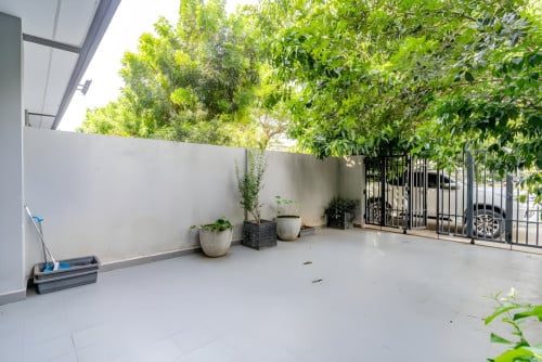 ๐
๐จ๐ซ ๐๐๐ง๐ญ: Twin Villa For Rent- Chip Mong 598