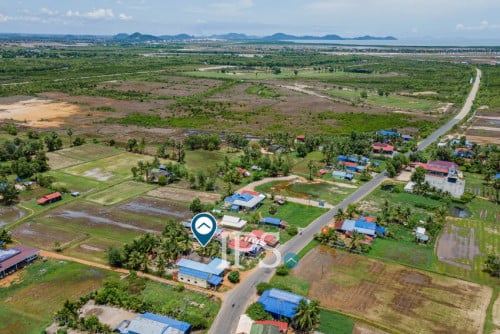 #សម្រាប់លក់ 🌴 ដីទំហំ 360 ម៉ែត្រការ៉េ ជាប់មាត់ផ្លូវ – អង្កោល ខេត្តកែប
