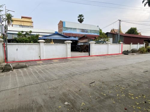 ๐ฆHouse Available for Urgent Sale at a Special Price (Negotiable).