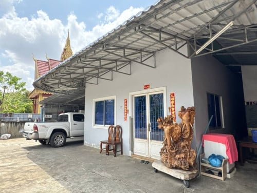 ๐ฆHouse Available for Urgent Sale at a Special Price (Negotiable).